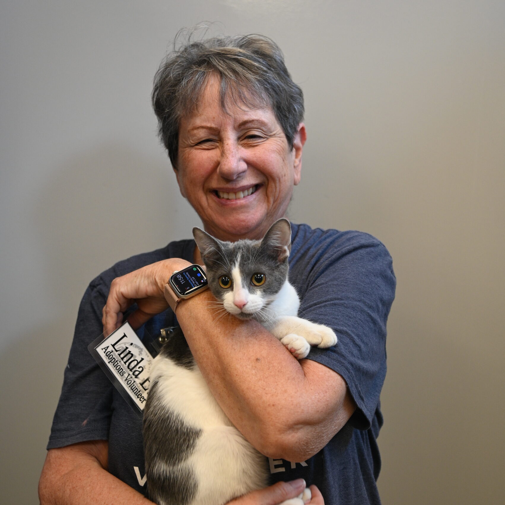 how-to-volunteer-at-an-animal-shelter-or-animal-rescue-helen-woodward